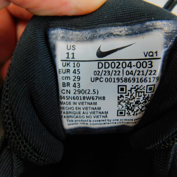 Nike Men Quest 05 Running Sneaker Black / Dark Smoke Grey Size 11 - New main image 6